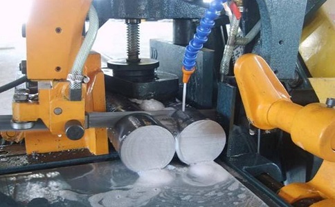 岳阳楼卧式带锯床的送料方式有哪几种？