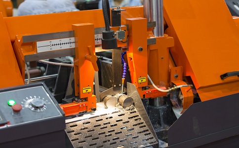 岳阳楼龙门带锯床具备哪些优点？